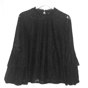 LAST CALL: Laundry by Shelli Segal top